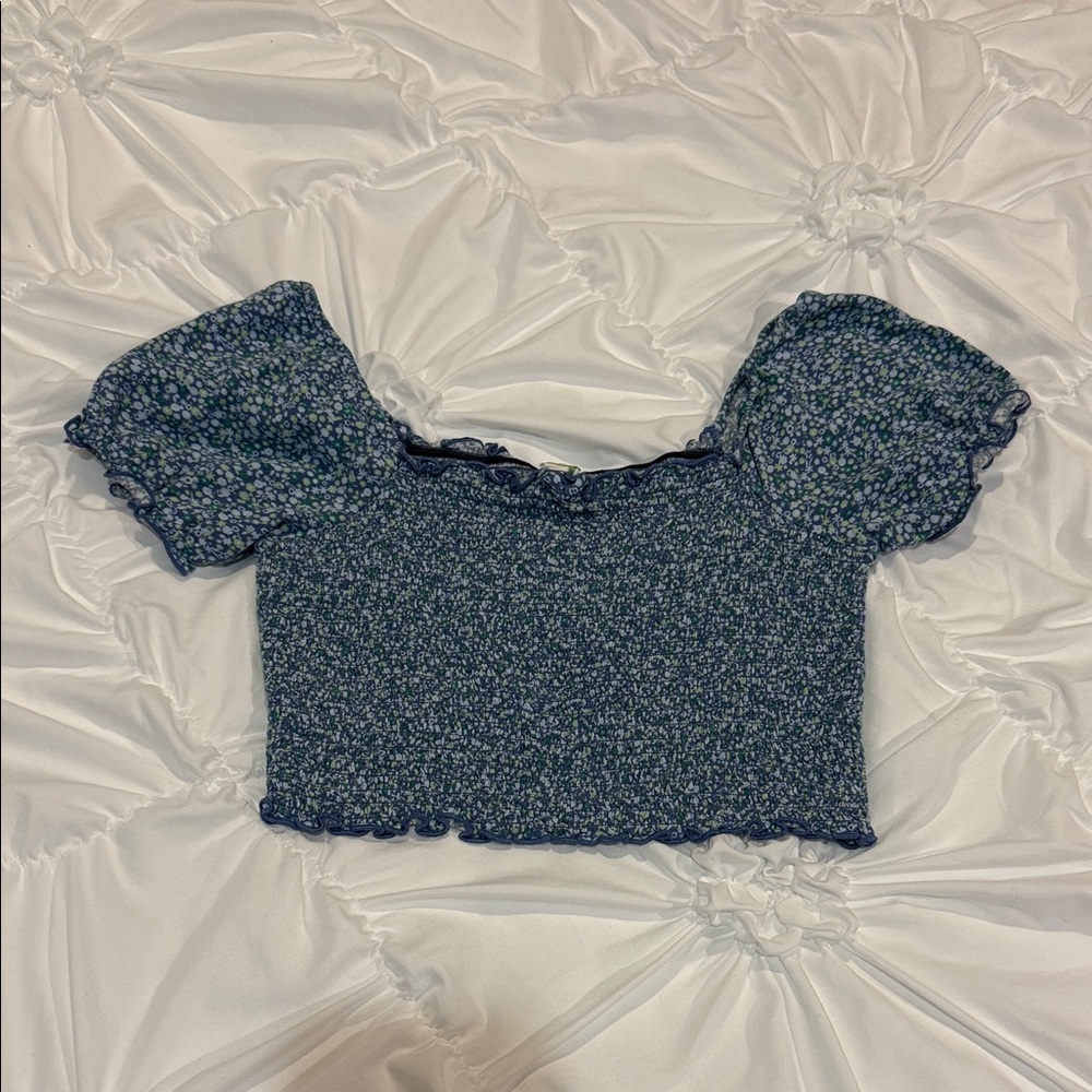 Aerie Blue Floral Crop Top with Puff Sleeves